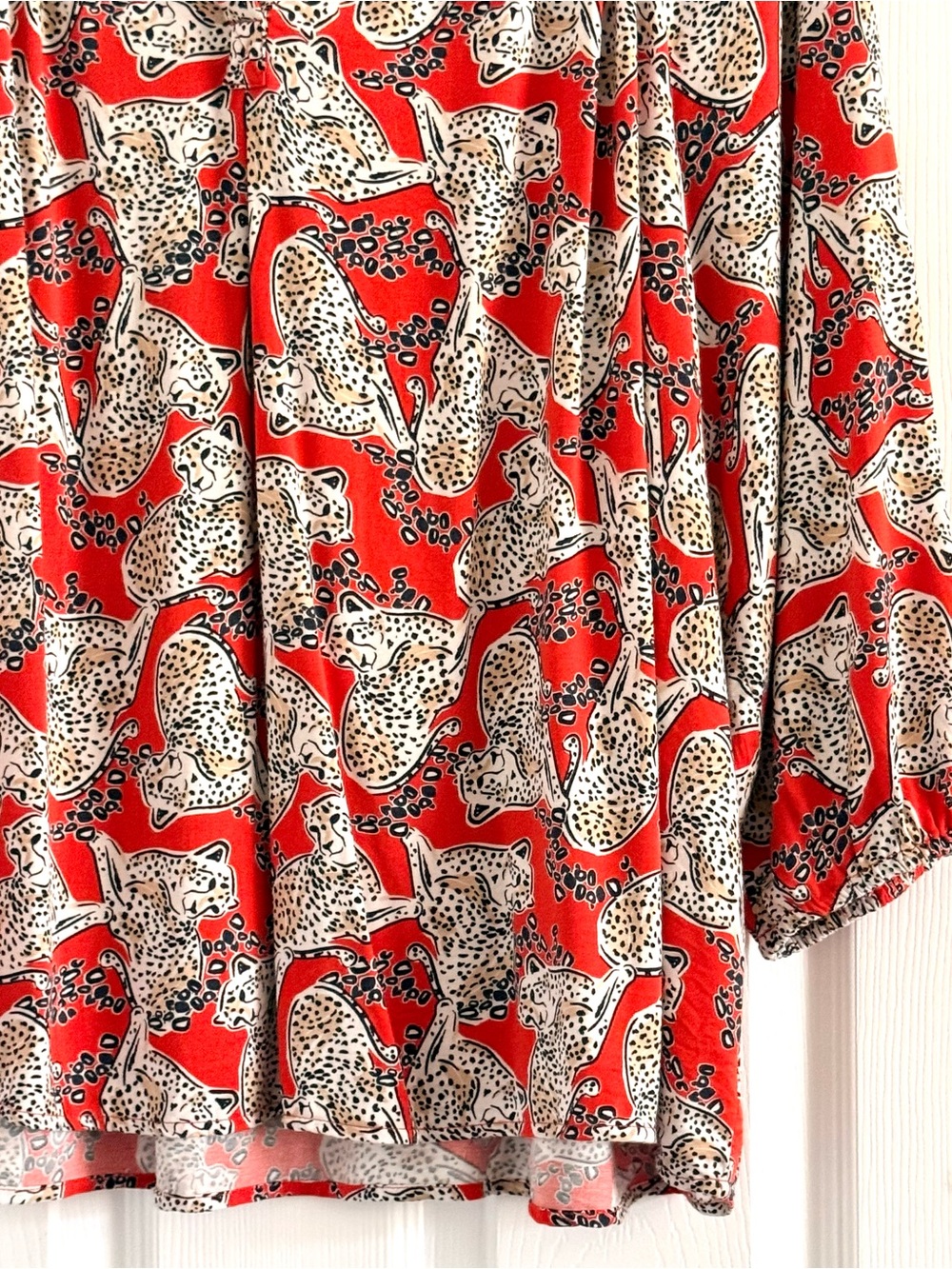 🌻 crown & ivy Red Orange Leopard-Print Peasant Top XXL - Picture 6 of 9